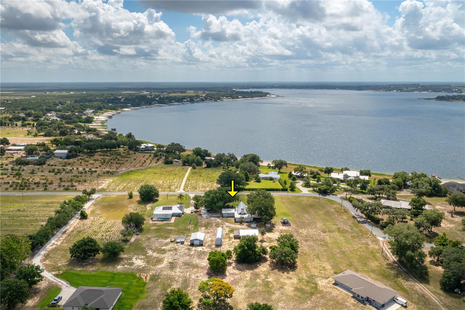 CROOKED LAKE - Residential