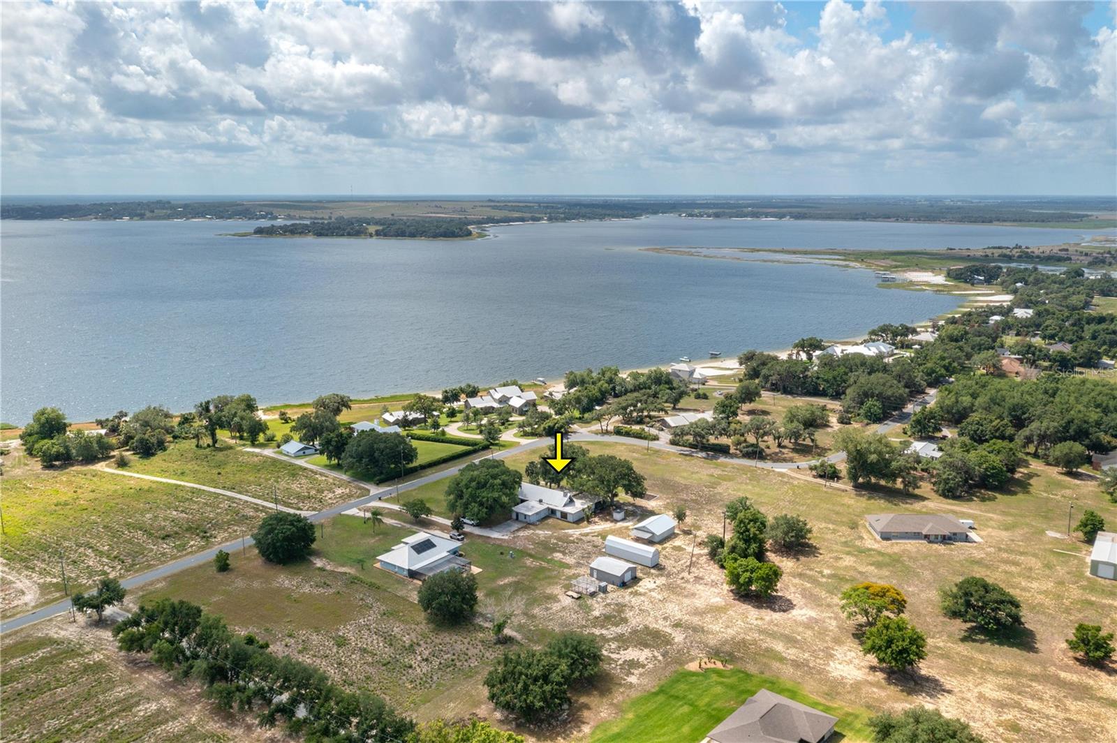 CROOKED LAKE - Residential