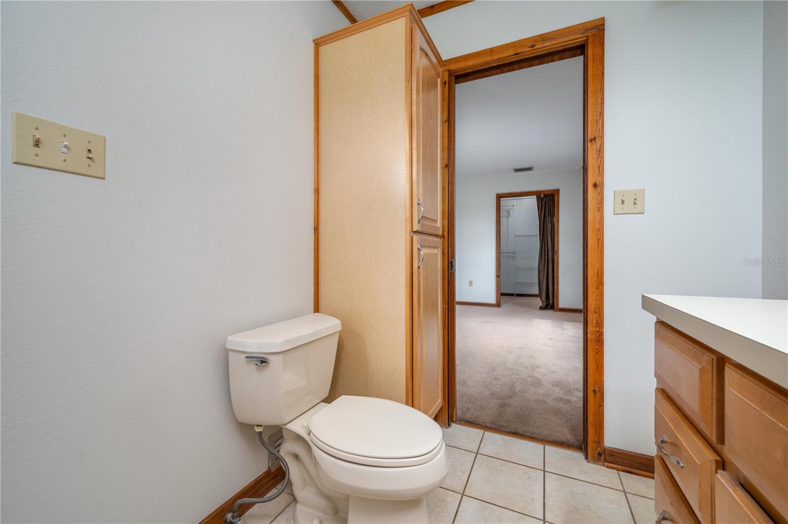 CROOKED LAKE - Residential
