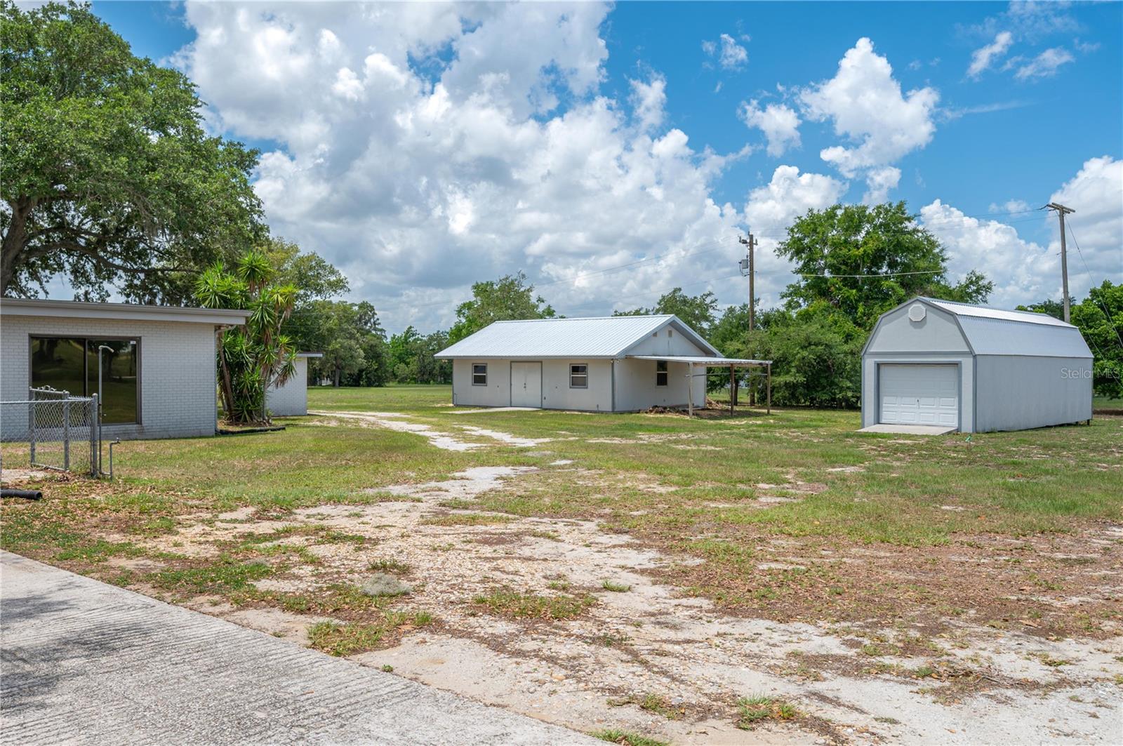 CROOKED LAKE - Residential