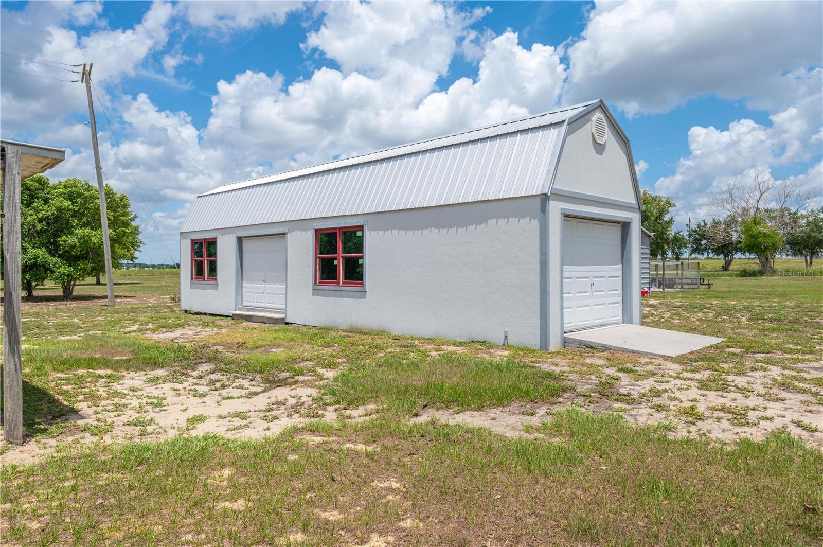 CROOKED LAKE - Residential