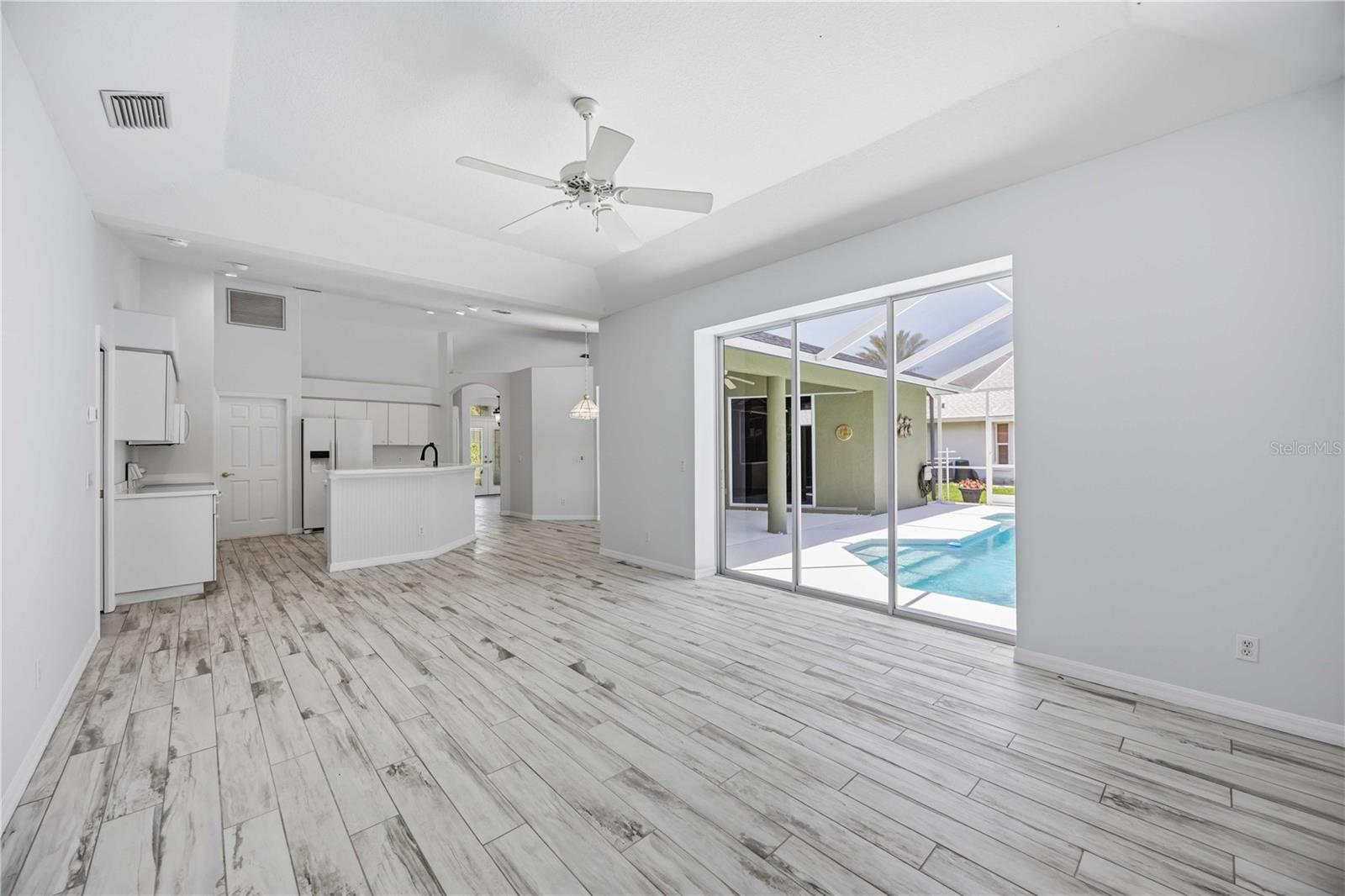 SORRENTO BAYSIDE - Residential