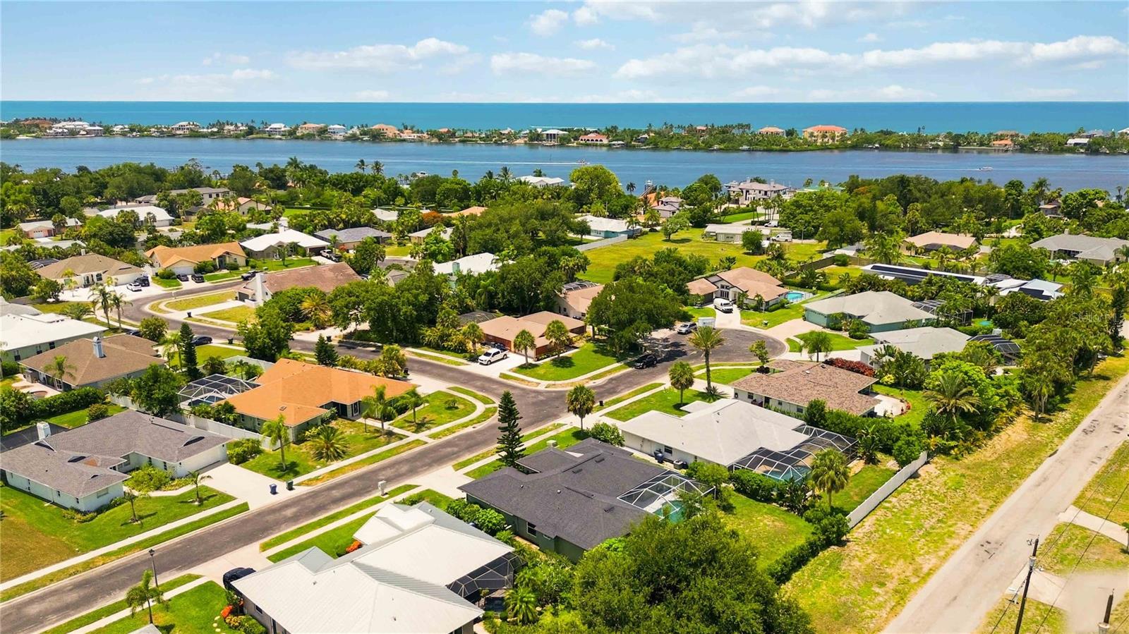 SORRENTO BAYSIDE - Residential