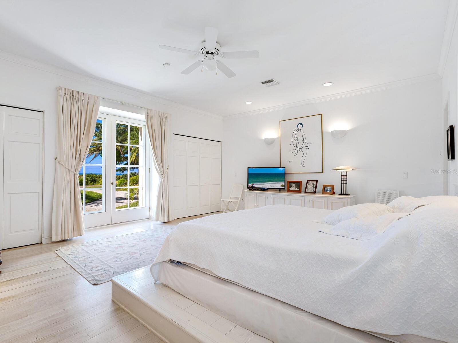 CASEY KEY - Residential