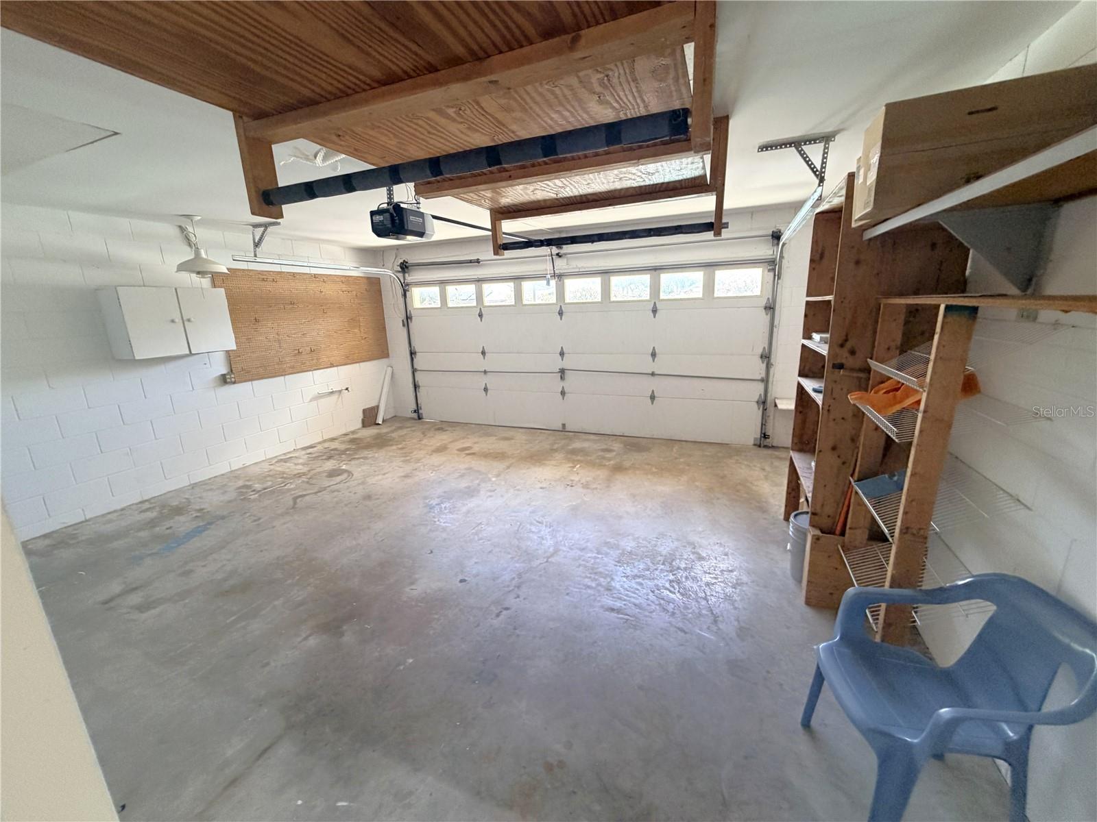 COLLEGE HEIGHTS PH 02 - Residential Lease