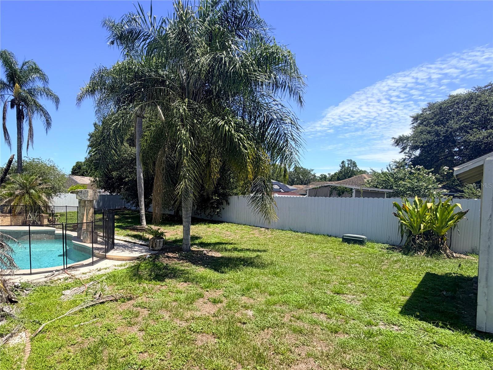 COLLEGE HEIGHTS PH 02 - Residential Lease