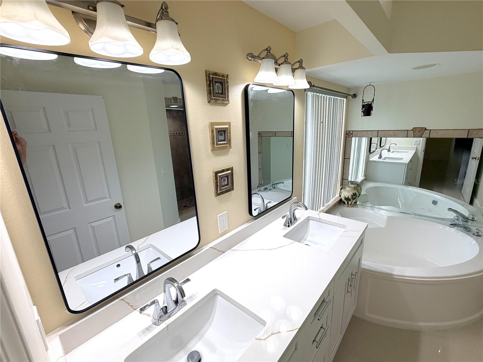 COLLEGE HEIGHTS PH 02 - Residential Lease