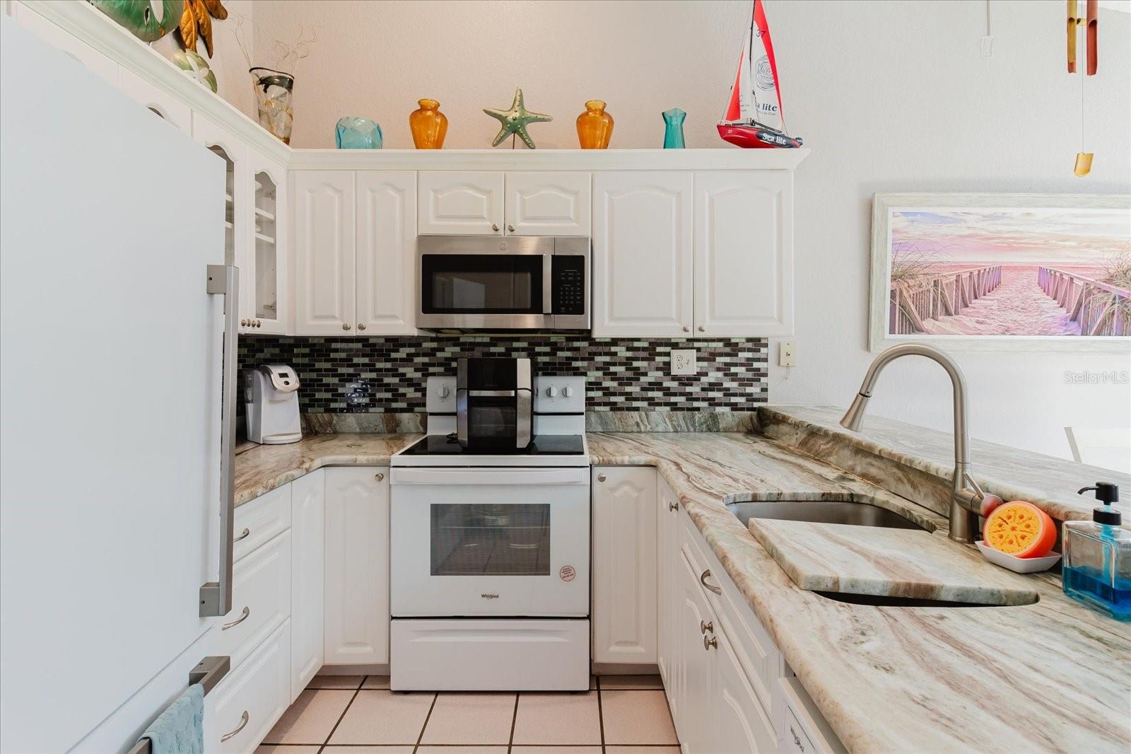 LAKE FOREST CONDO - Residential