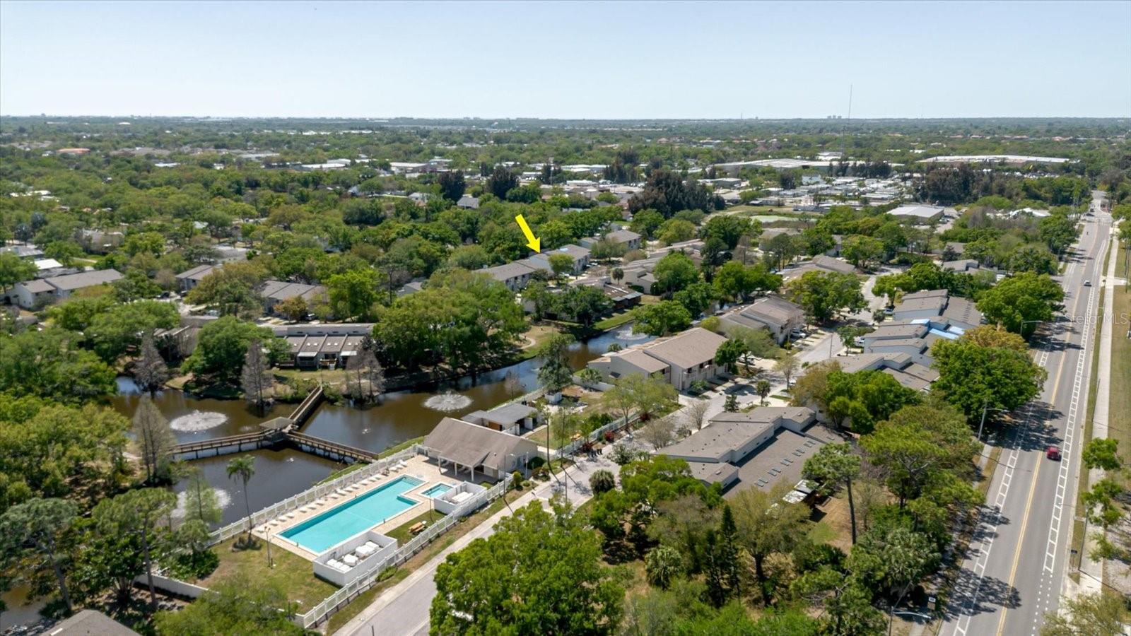 LAKE FOREST CONDO - Residential
