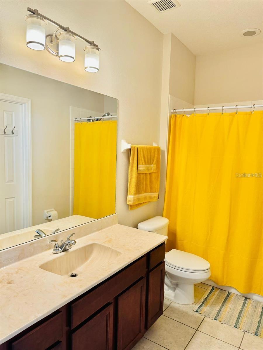 AVALON TOWN CENTER-A REP - Residential Lease
