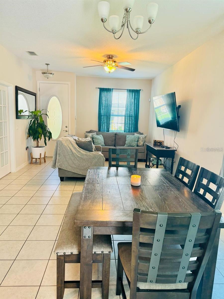 AVALON TOWN CENTER-A REP - Residential Lease