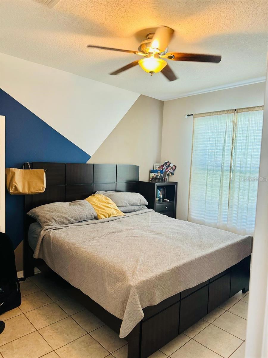 AVALON TOWN CENTER-A REP - Residential Lease