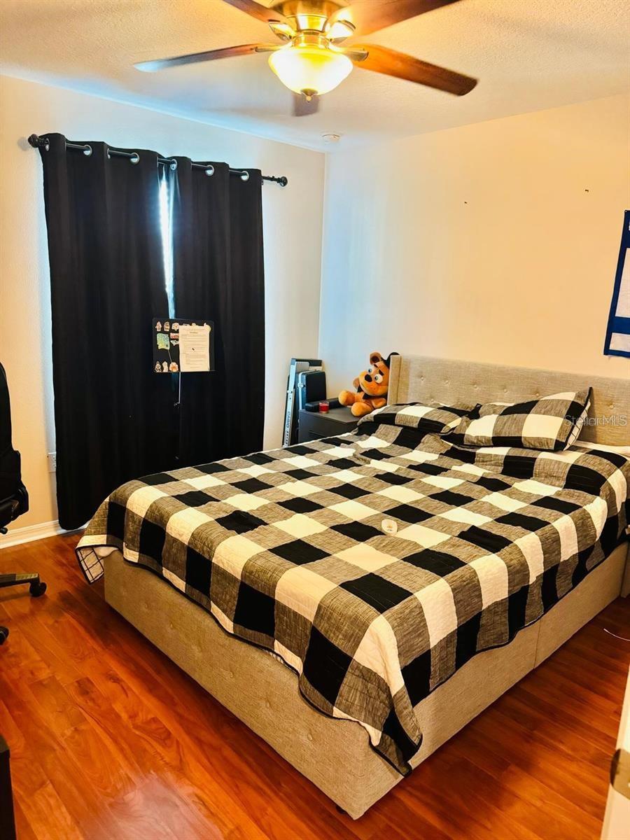 AVALON TOWN CENTER-A REP - Residential Lease