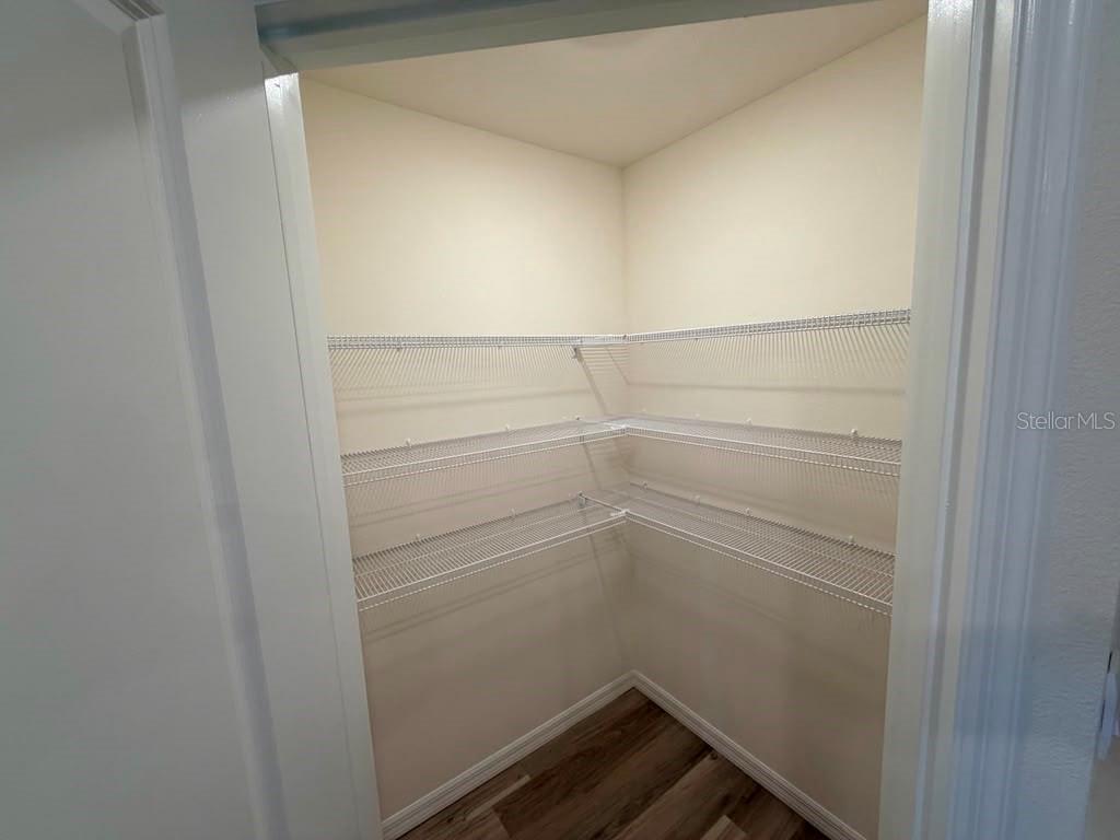 RIDGE/HEATH-BROOK PH 2 - Residential Lease