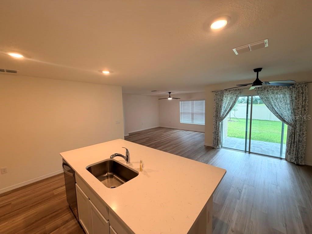 RIDGE/HEATH-BROOK PH 2 - Residential Lease