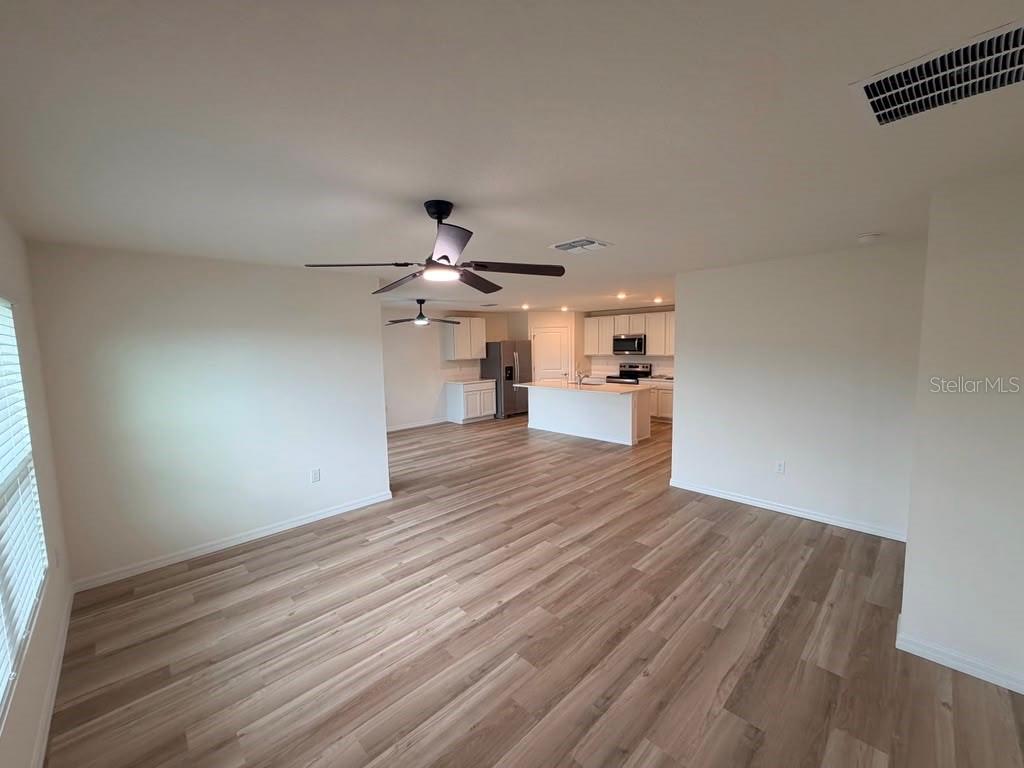 RIDGE/HEATH-BROOK PH 2 - Residential Lease