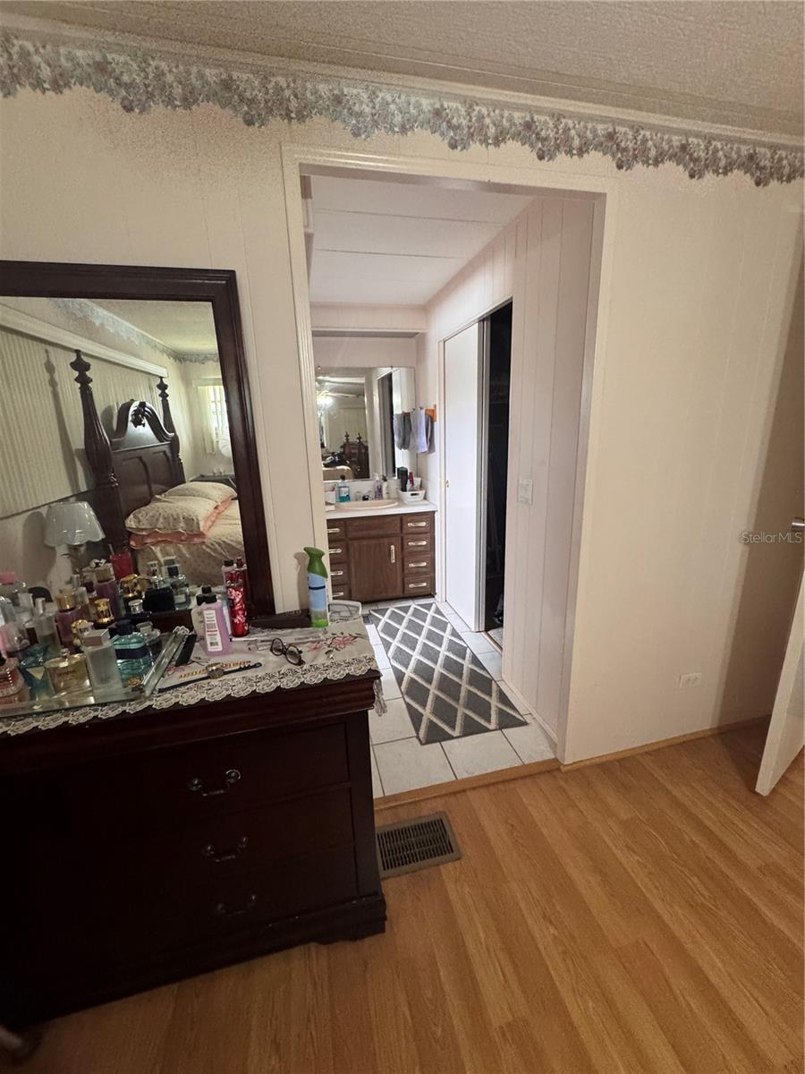 TARPON SHORES MOBILE HOME VILLAGE UNREC - Residential