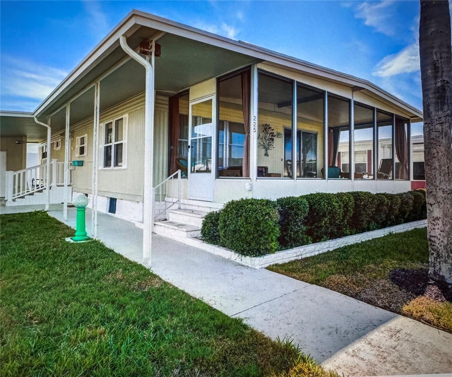 TARPON SHORES MOBILE HOME VILLAGE UNREC - Residential