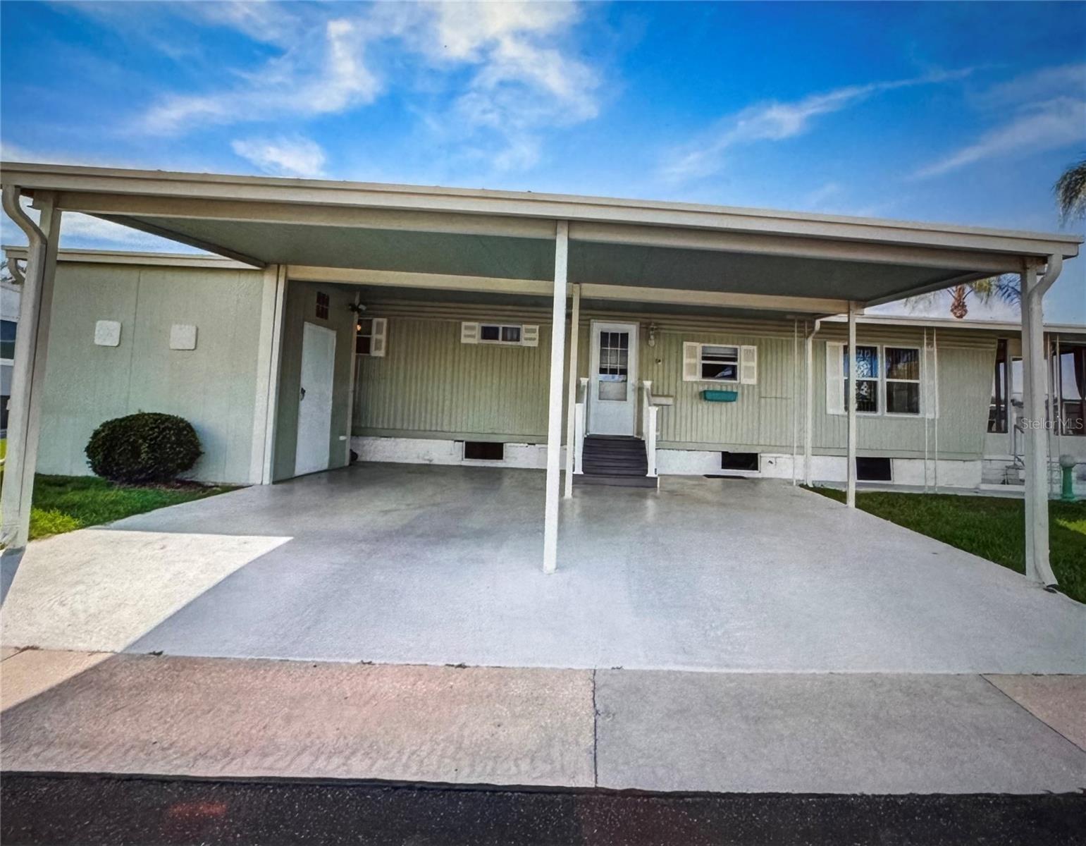 TARPON SHORES MOBILE HOME VILLAGE UNREC - Residential