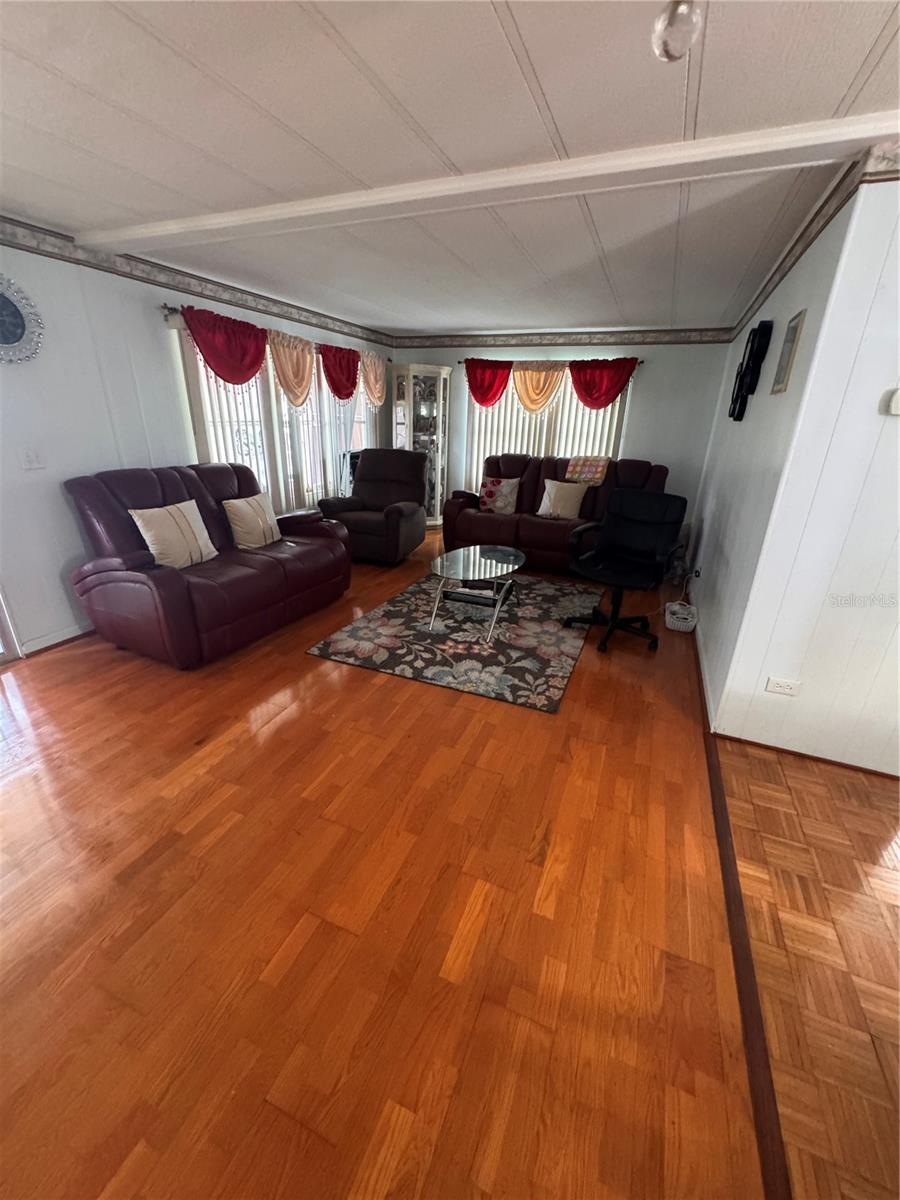 TARPON SHORES MOBILE HOME VILLAGE UNREC - Residential