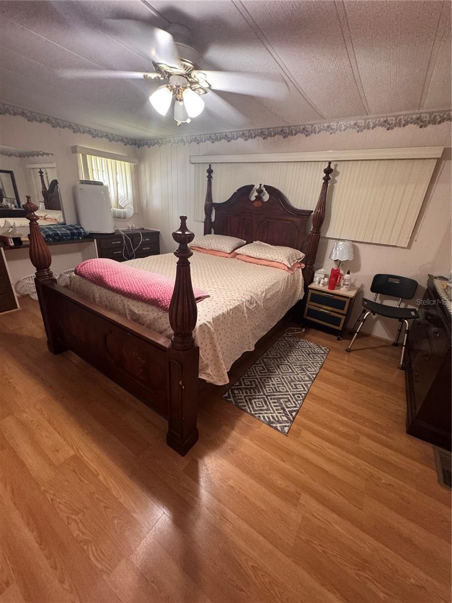TARPON SHORES MOBILE HOME VILLAGE UNREC - Residential