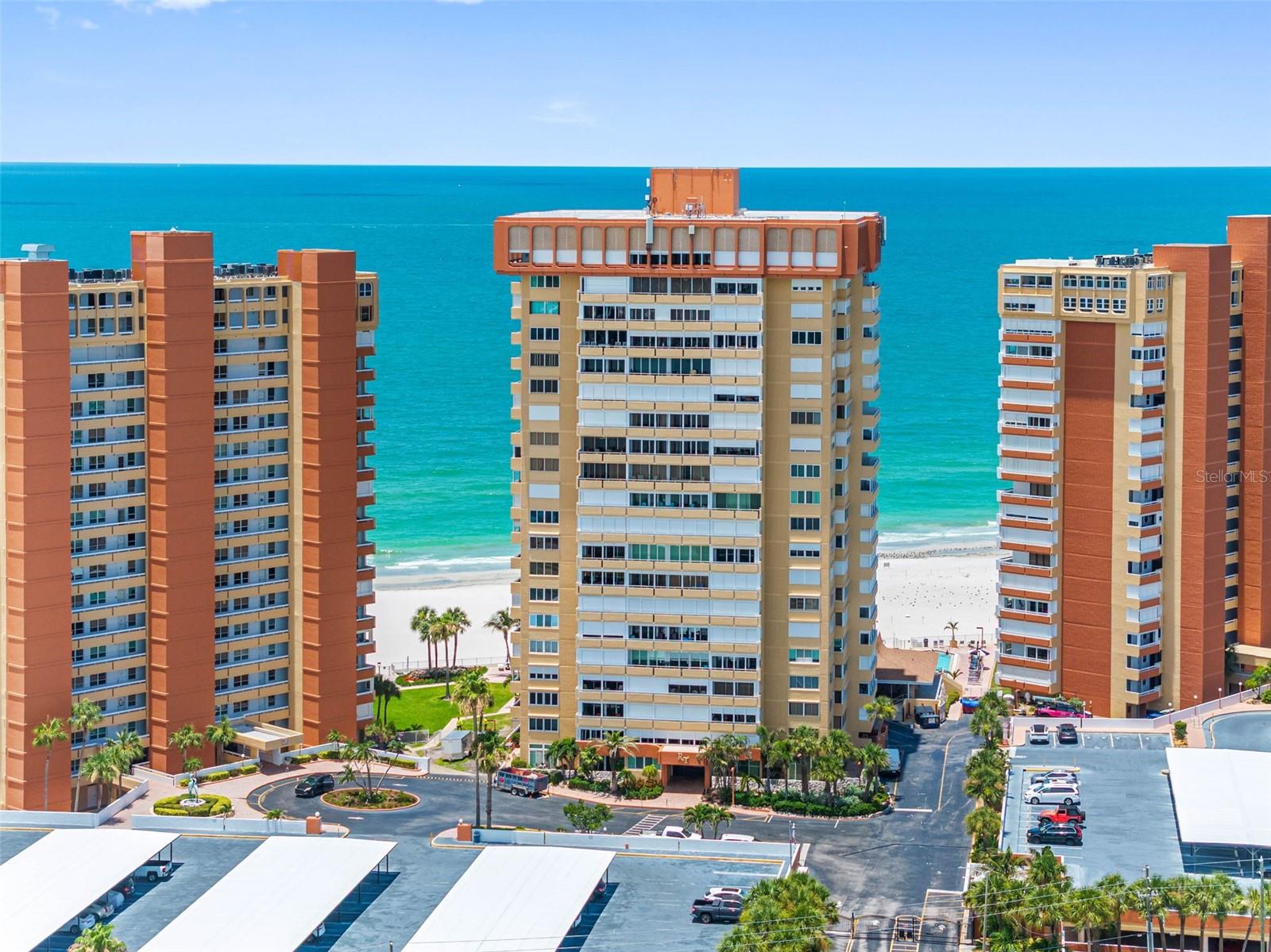 REDINGTON TOWERS BLDG 2 CONDO - Residential