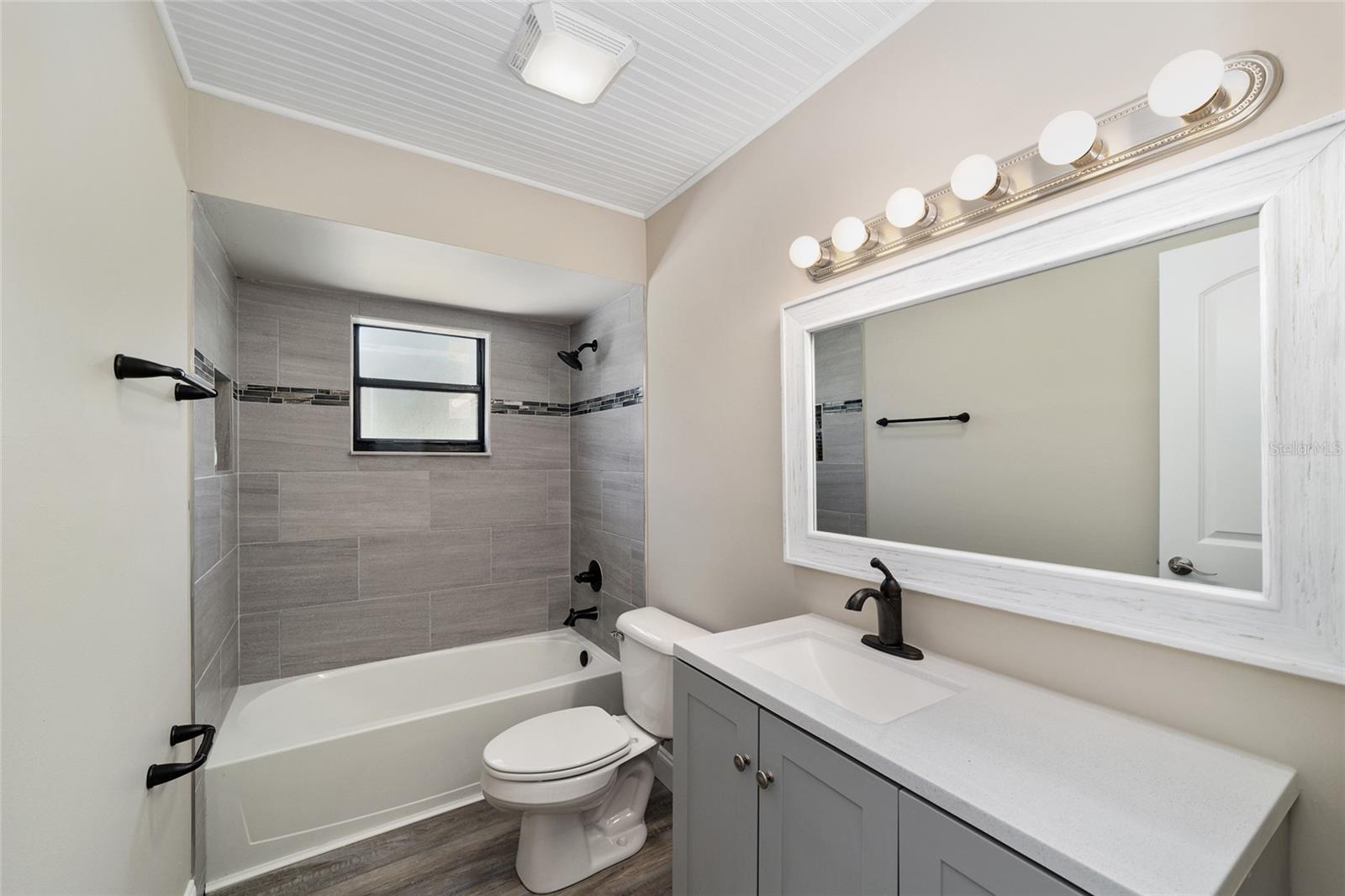 CEDAR HILLS ADD - Residential Lease