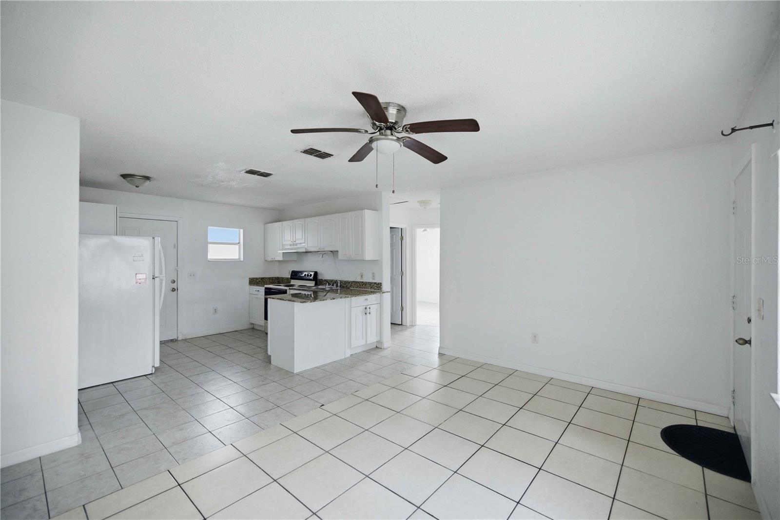 FRENCH ESTATE - Residential Lease