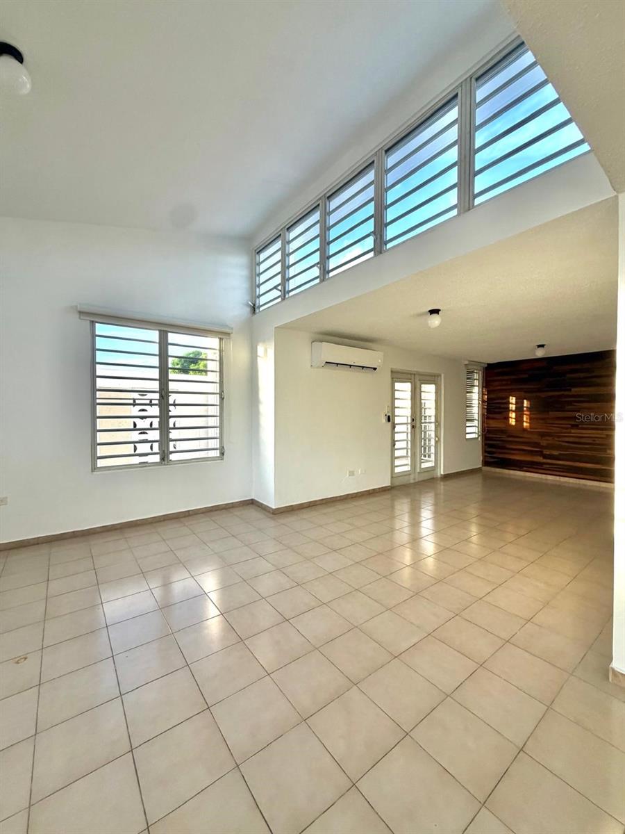 APOLO DEVELOPMENT - Residential