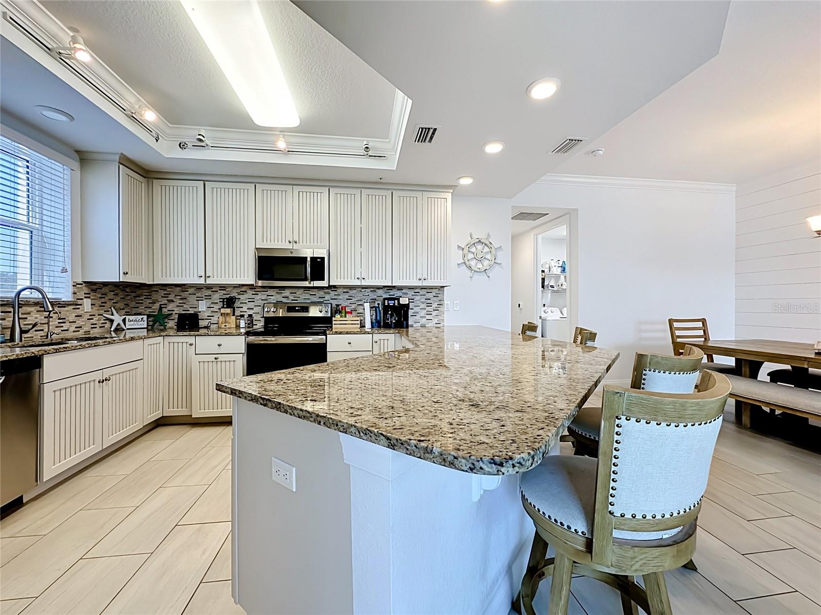 RIVERWALK/CORONADO ISLAND-BLDG - Residential
