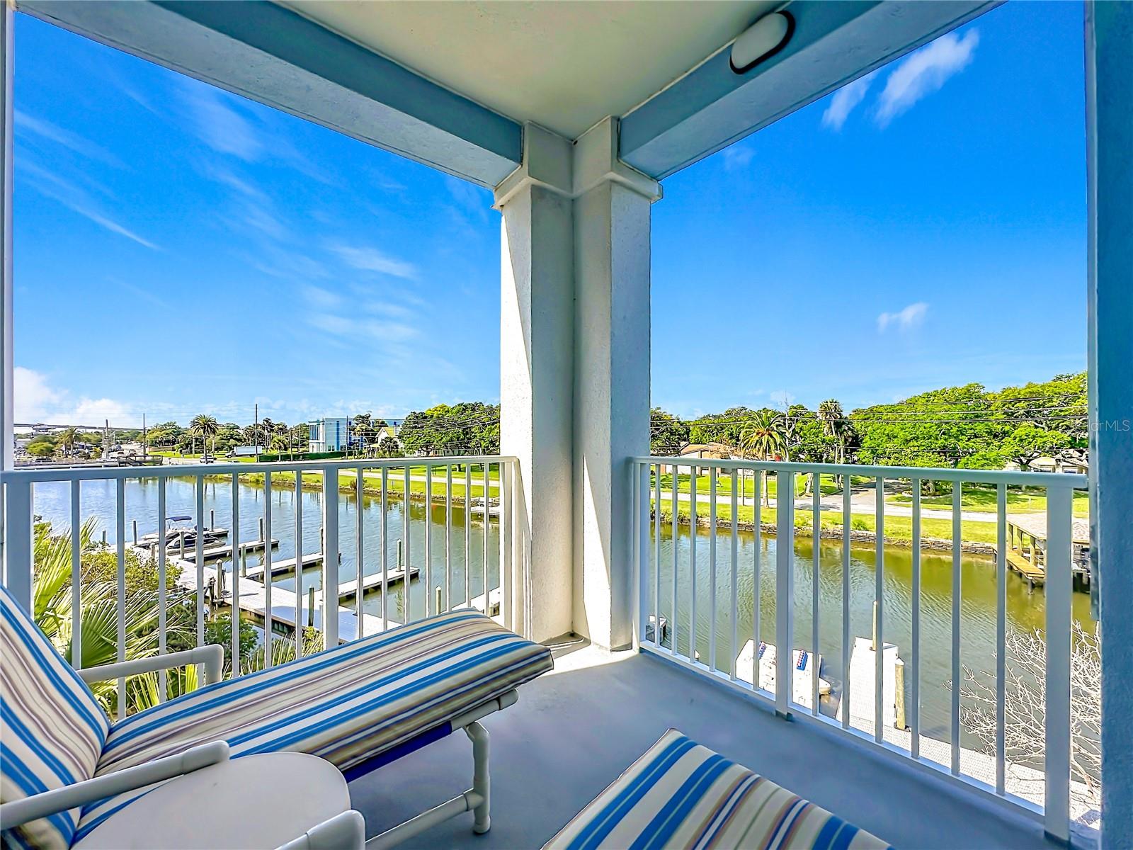 RIVERWALK/CORONADO ISLAND-BLDG - Residential
