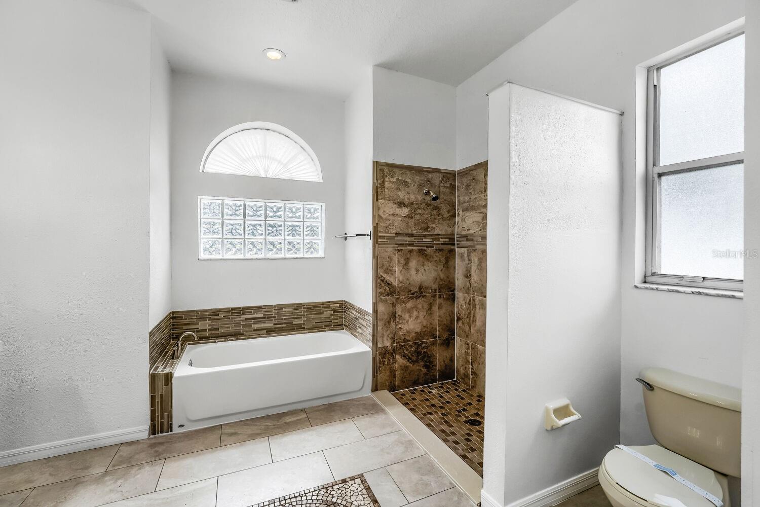 LAKE PADGETT ESTATES - Residential