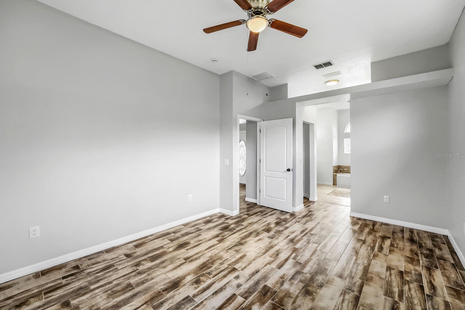 LAKE PADGETT ESTATES - Residential
