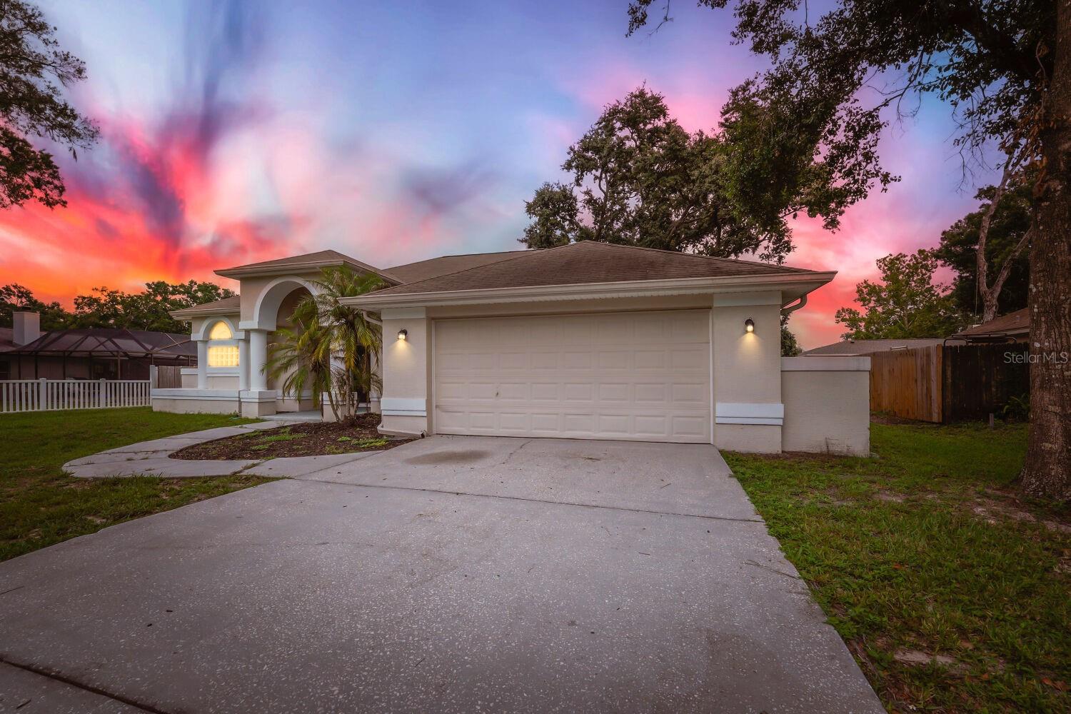 LAKE PADGETT ESTATES - Residential