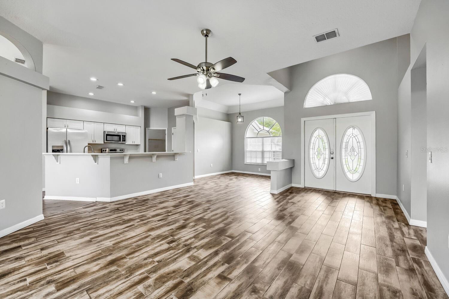 LAKE PADGETT ESTATES - Residential