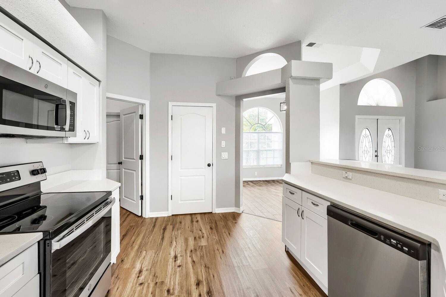LAKE PADGETT ESTATES - Residential