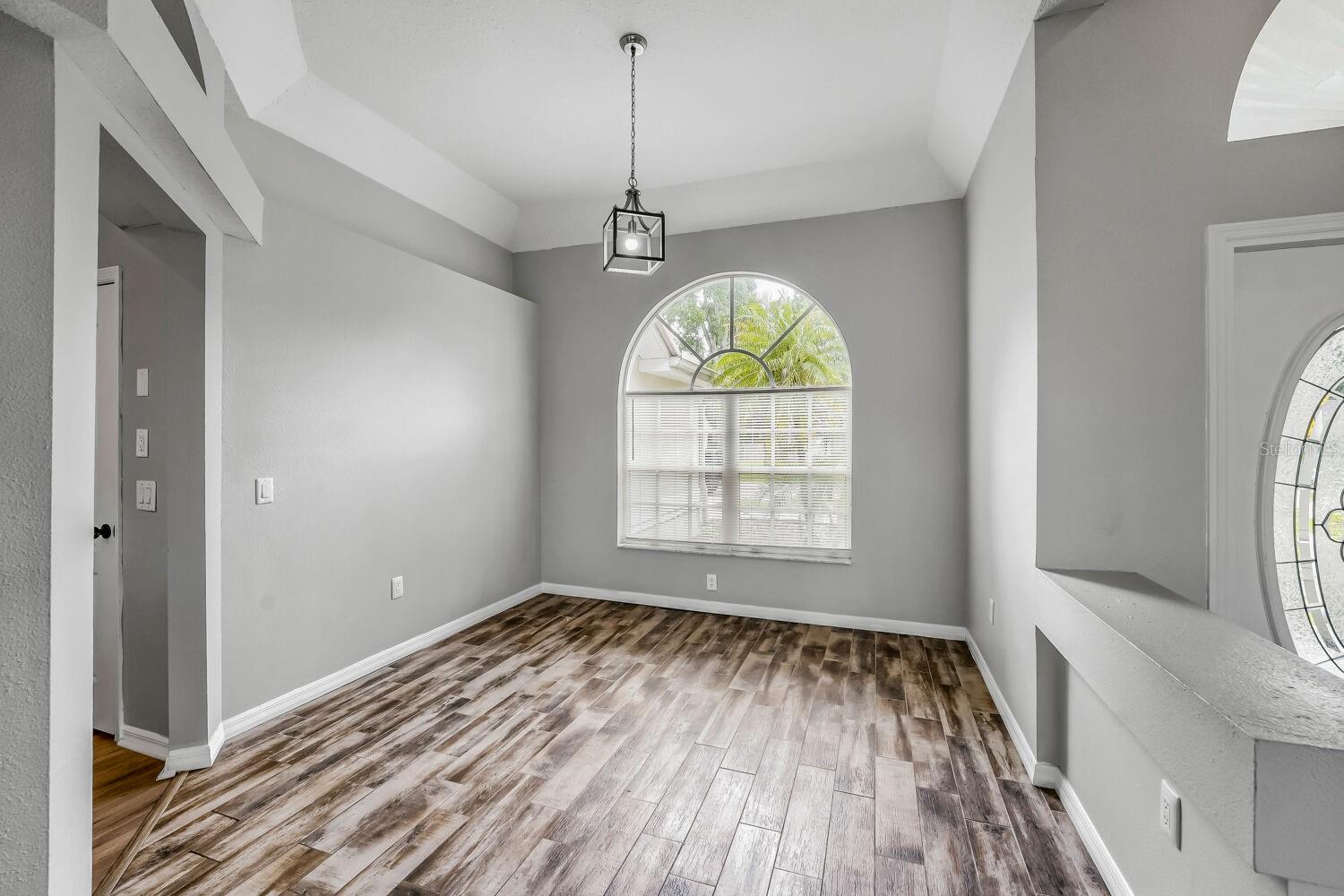LAKE PADGETT ESTATES - Residential