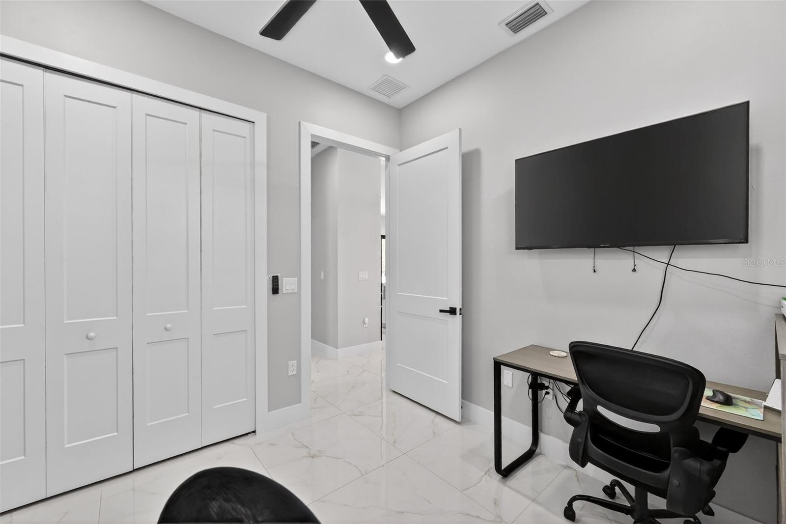 SUNN LAKES ESTATES - Residential