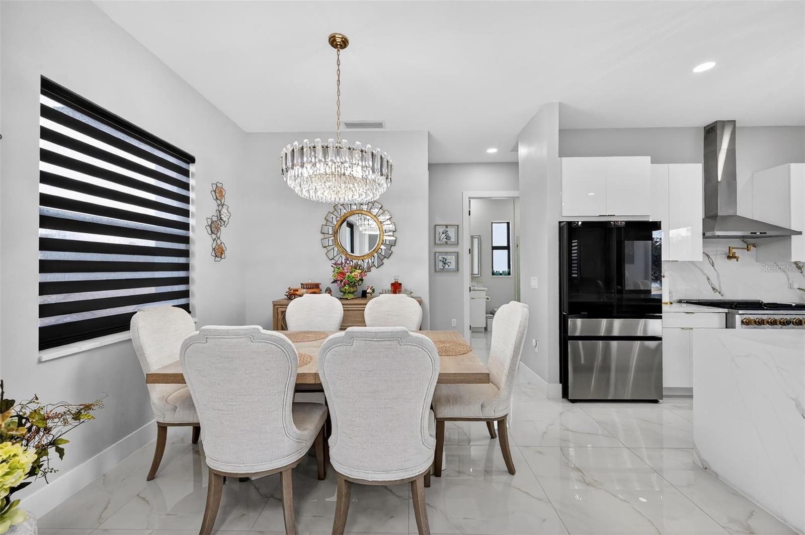 SUNN LAKES ESTATES - Residential