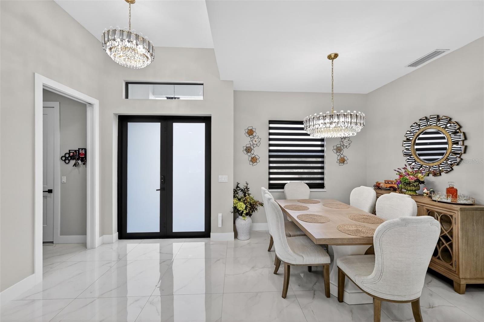 SUNN LAKES ESTATES - Residential