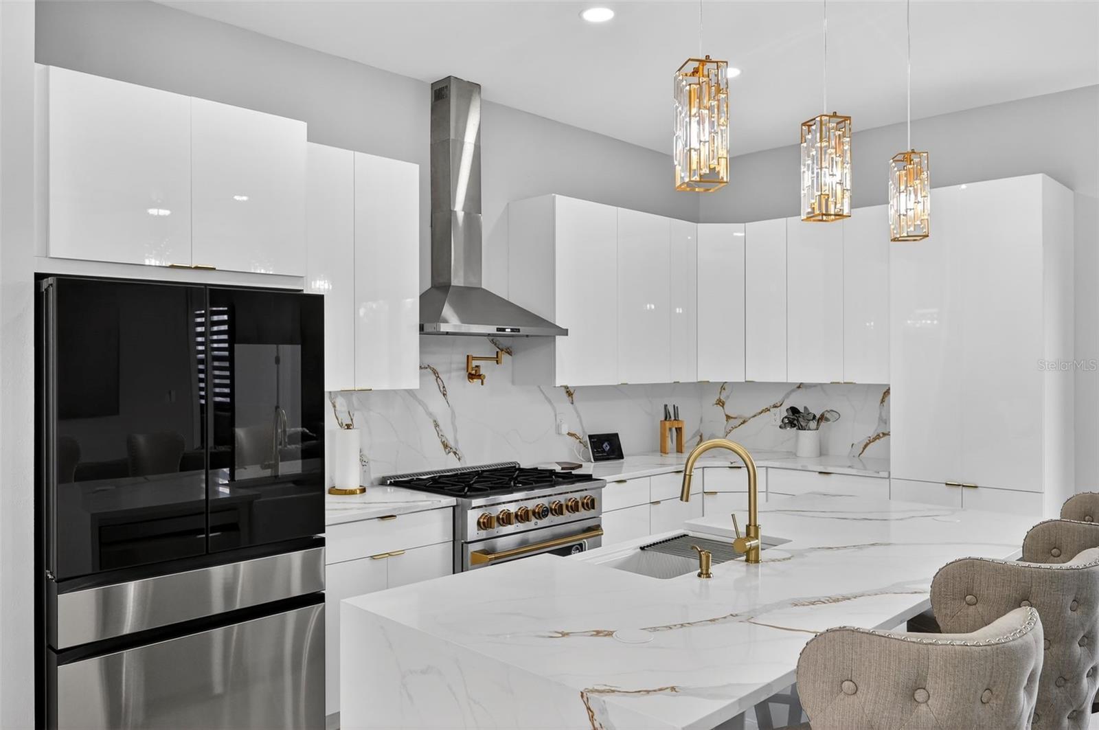 SUNN LAKES ESTATES - Residential