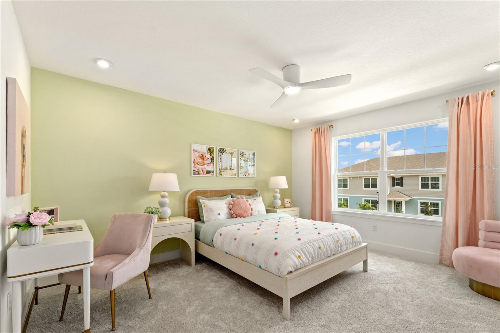 RAINWOOD - Residential
