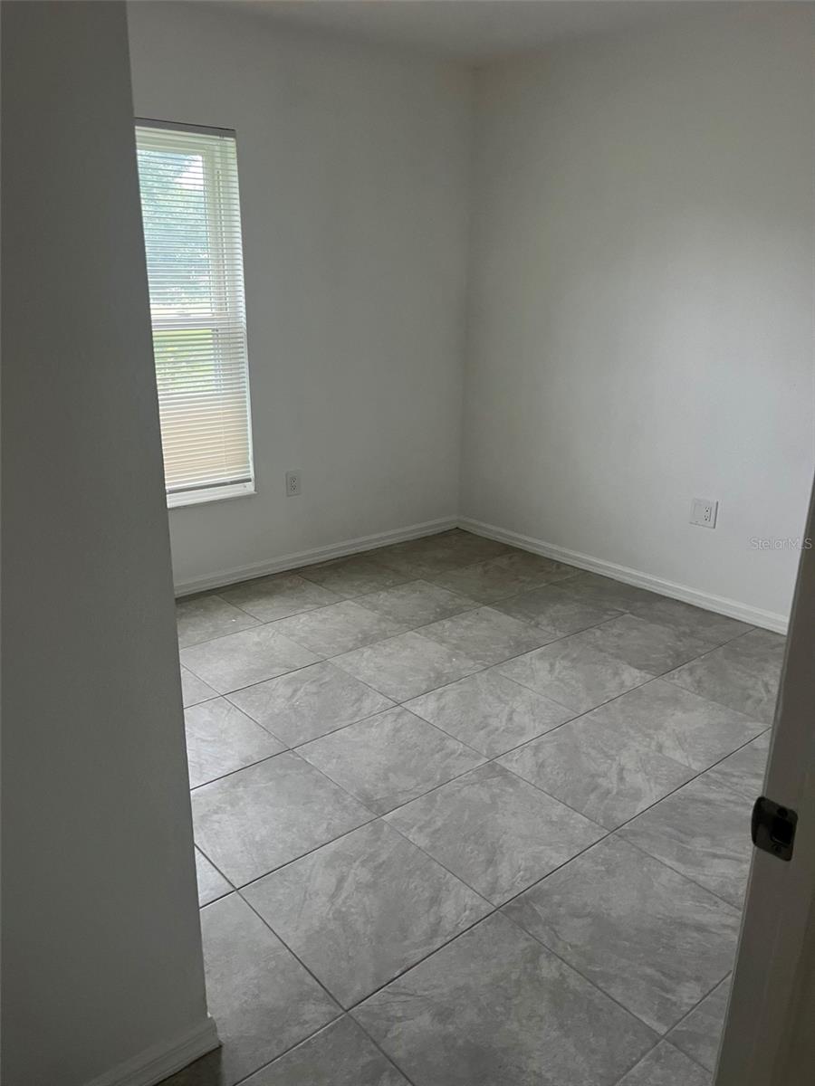 BASSWOOD ESTATES UN 02 - Residential Lease