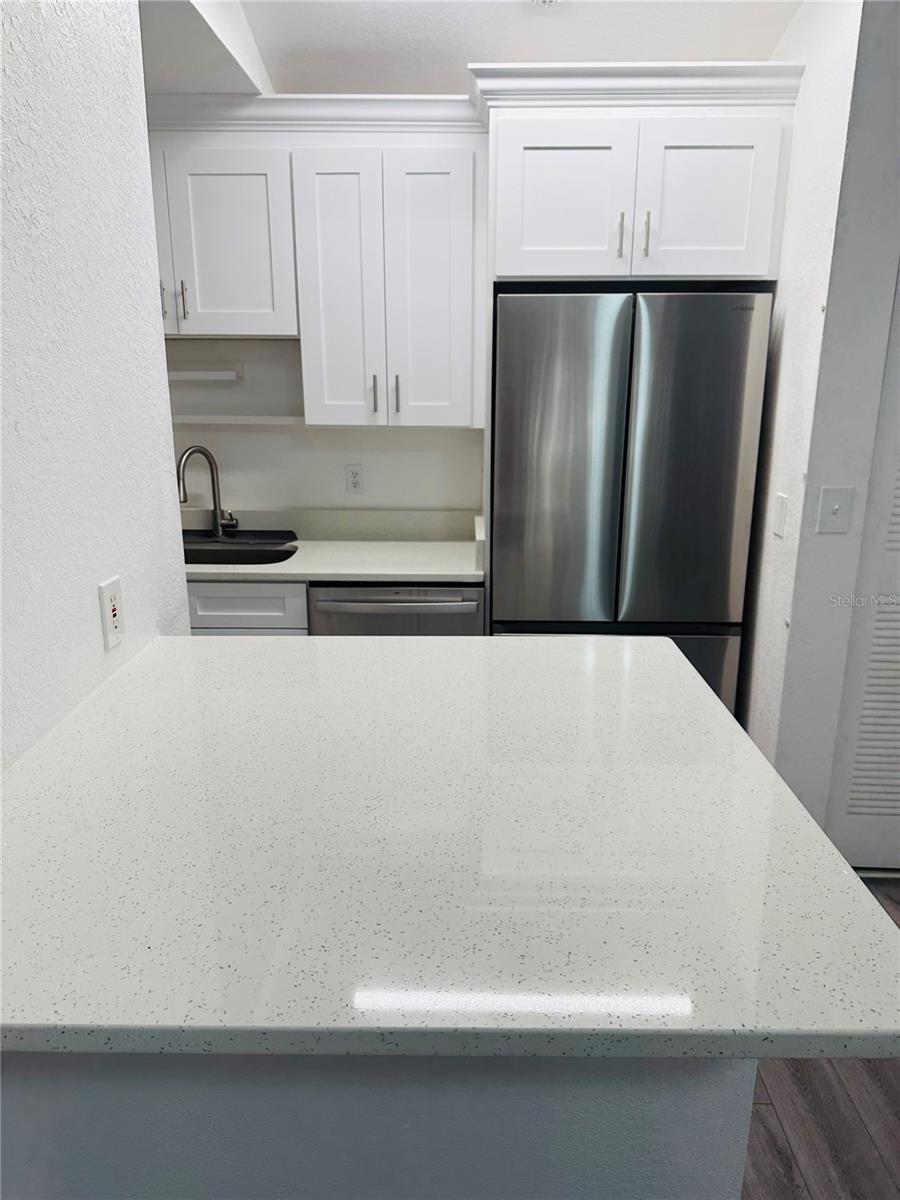 AZUR/METROWEST - Residential