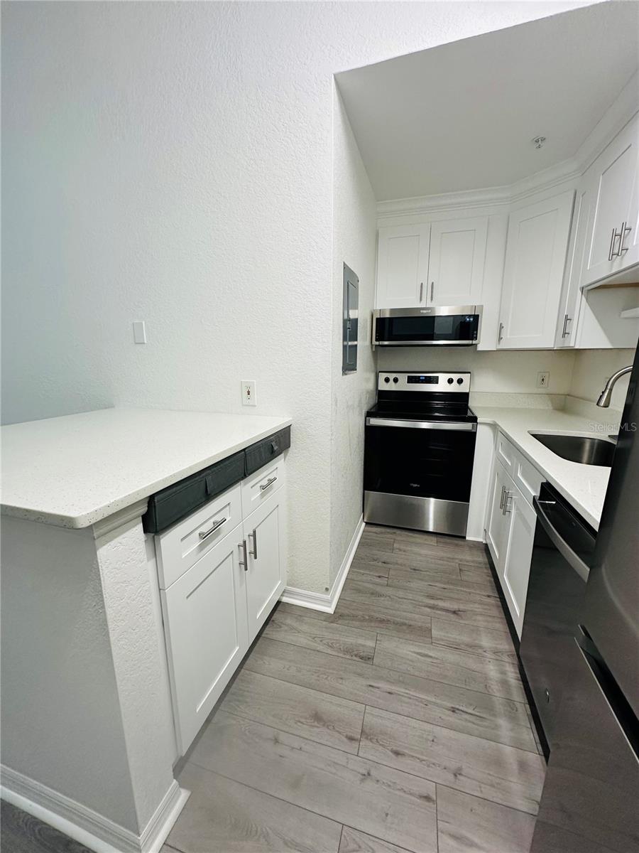 AZUR/METROWEST - Residential