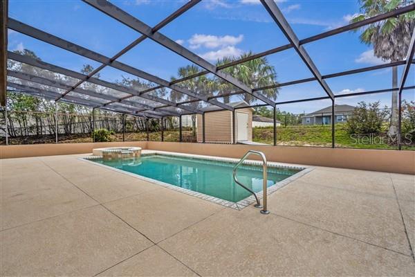 OCALA WATERWAY ESTATE - Residential