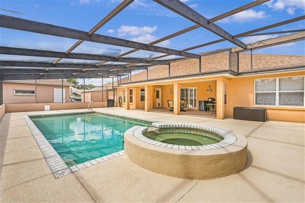 OCALA WATERWAY ESTATE - Residential
