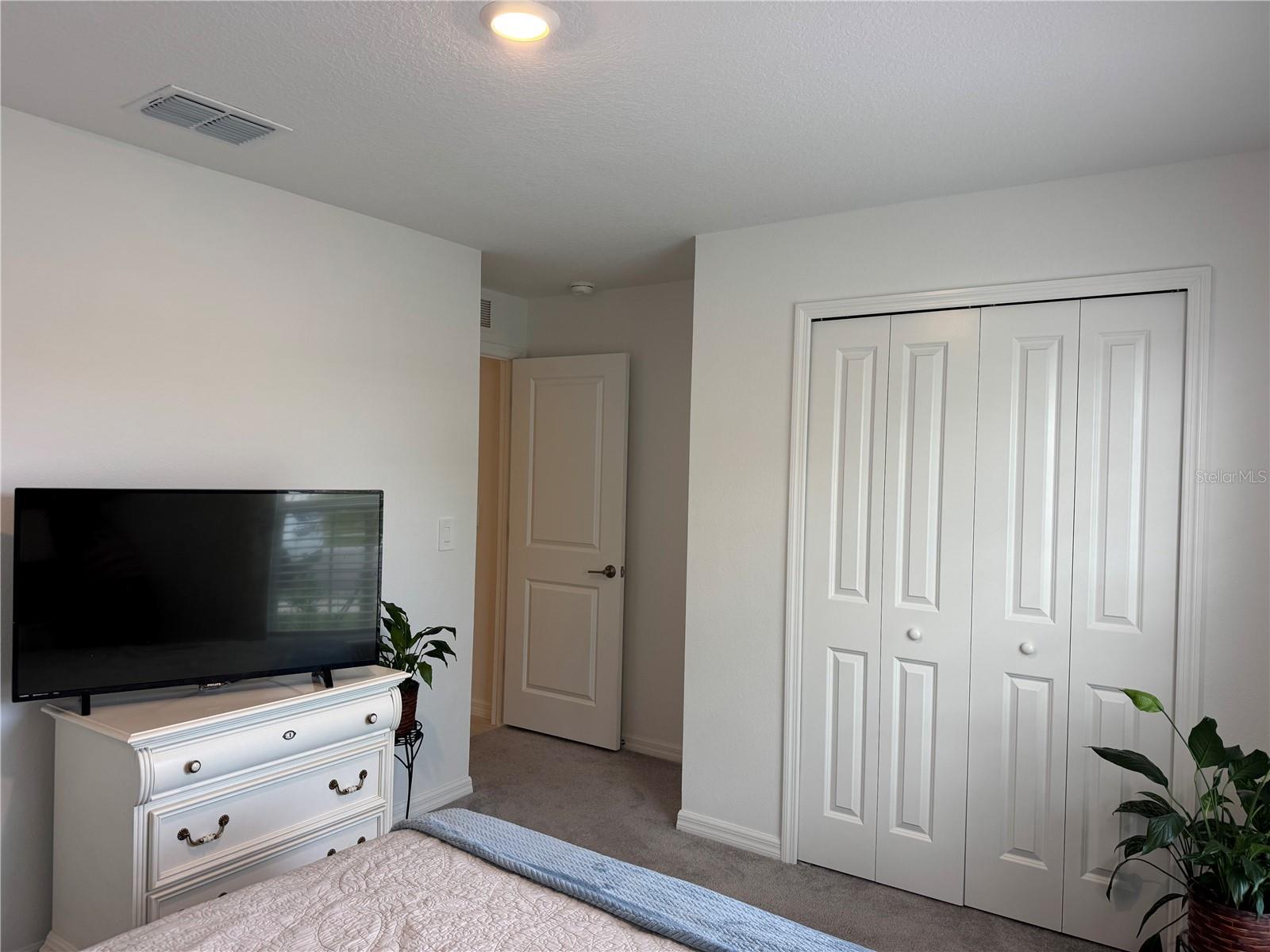 PROSPERITY LAKES - Residential