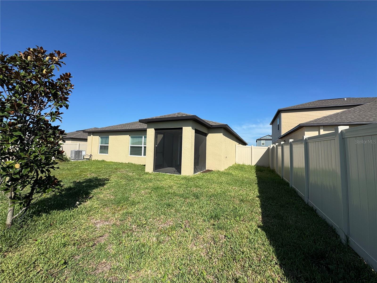 PROSPERITY LAKES - Residential