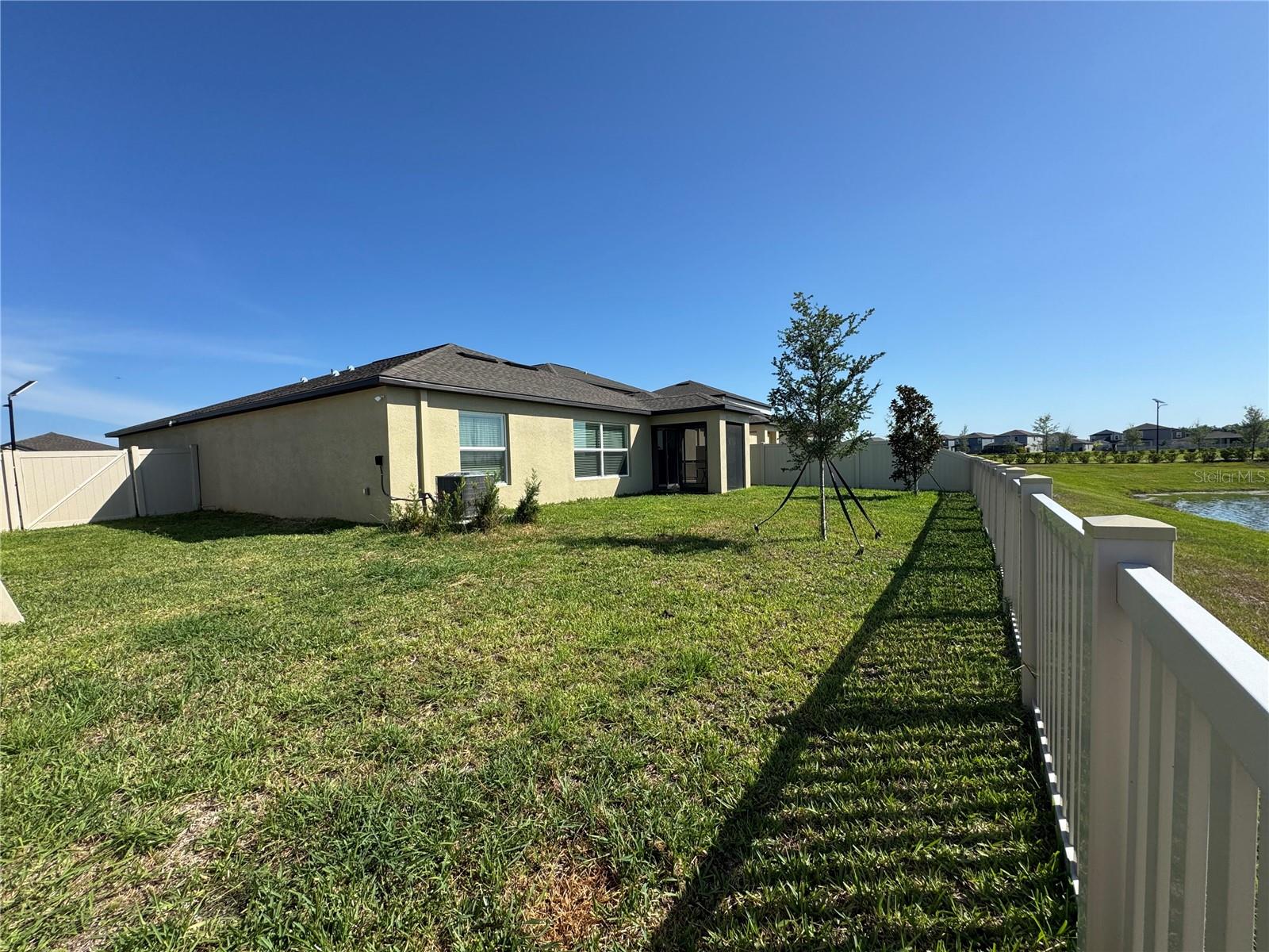 PROSPERITY LAKES - Residential